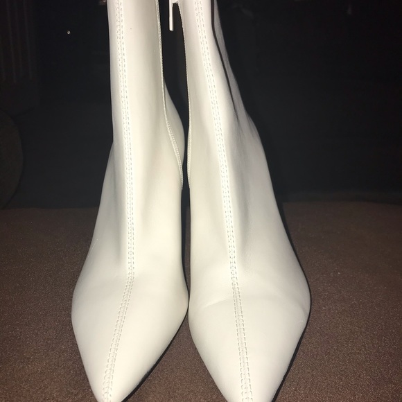 Calvin Klein white booties - Picture 2 of 5